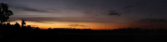 Australischer Sonnenuntergang - Panorama Caulfield Racecourse - IMG_2656_stitch-2 Australischer Sonnenuntergang - Panorama Caulfield Racecourse - IMG_2656_stitch-2
