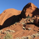 Outback - Uluru Ayers Rock Zerklüftung - IMG_4851 Outback - Uluru Ayers Rock Zerklüftung - IMG_4851