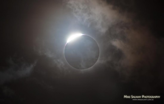 Total Solar Eclipse Queensland Australia 2012 - by Mike Salway Total Solar Eclipse Queensland Australia 2012 - by Mike Salway