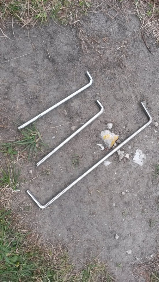 06 Heringe und Rollenhalter - 20141201_172143